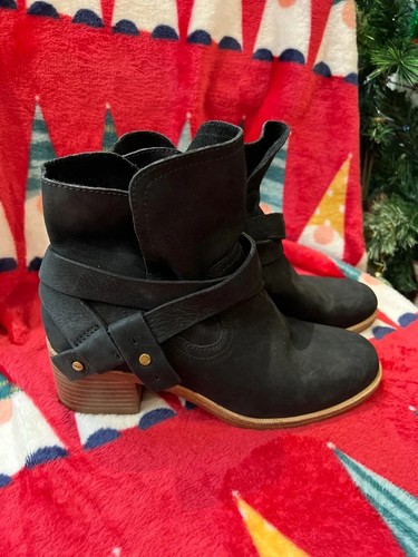 Ugg suede ankle boots - suede, size