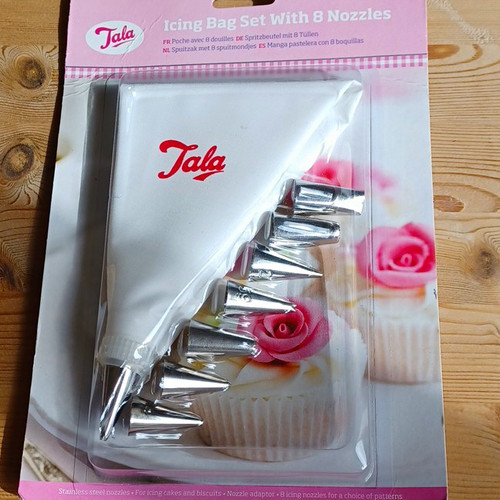 Tala icing bag set - with, 8
