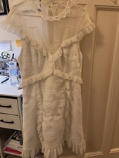 Three floor white crochet - three,