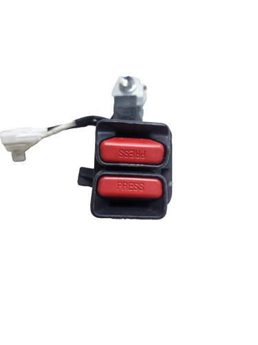 Toyota seat belt - toyota, buckle