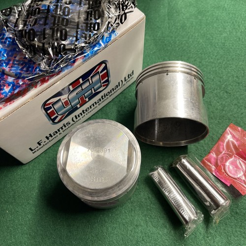 Triumph 650 pistons - 650, 7:1