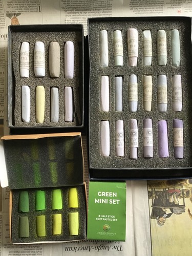 Pastel and green - , unison