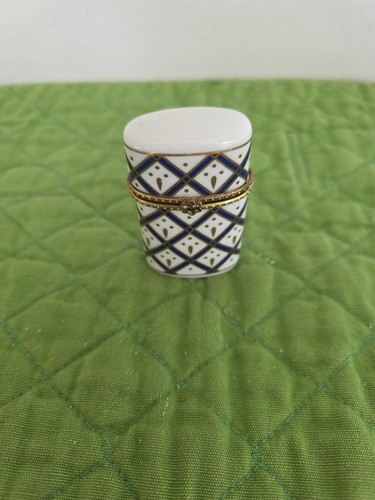 Trinket box porcelain delprado - trinket,