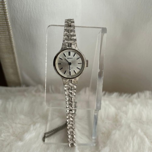 Seiko vintage hand winding - seiko, hand-winding