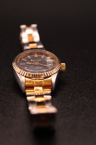 Ladies vintage accurist - accurist, 17