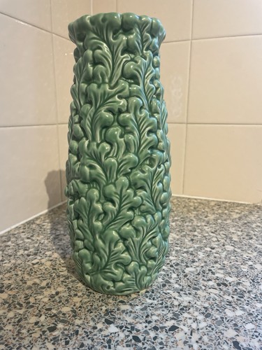 Stylvac pottery oak leaf - oak,