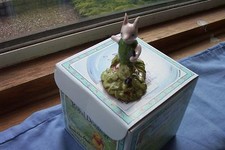 ROYAL DOULTON  WINNIE THE POOH