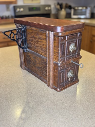 Antique treadle sewing machine - treadle,