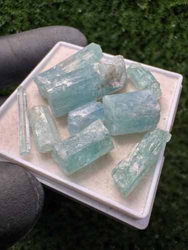 Rare aquamarine lot 10 - rare,