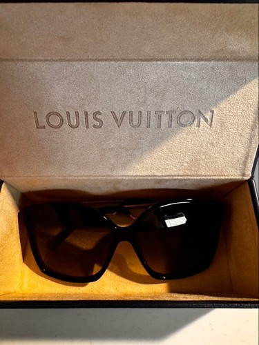 Louis vuitton z1846e - vuitton, square