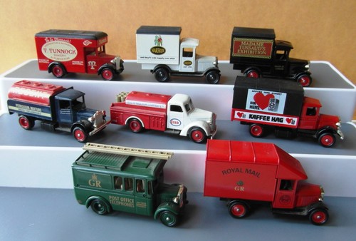 Lledo delivery vans - 8,