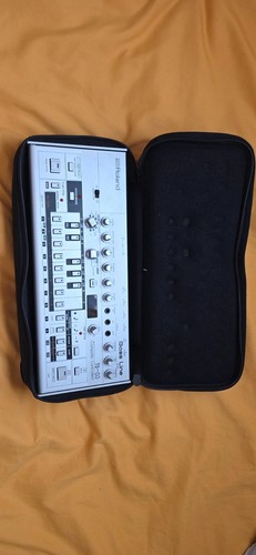 Roland bass line - bass,