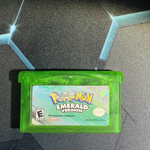 Pokémon emerald gba game boy - gba, (game