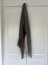 Black Colour Navy, Sage Green