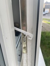 Cat And Pet Window Restrictor 