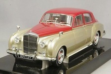 Minichamps MC100139950 1/18