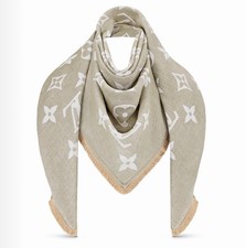 Rare collectors Virgil Abloh So Sweet Louis Vuitton Shawl Throw