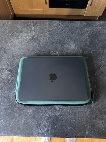 Apple macbook air inch m2 - apple,