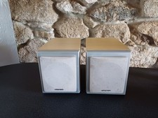 Hitachi Micro Bookshelf