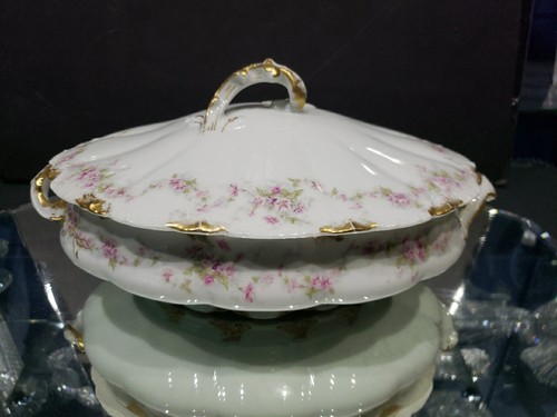Covered serving bowl oval - serving,
