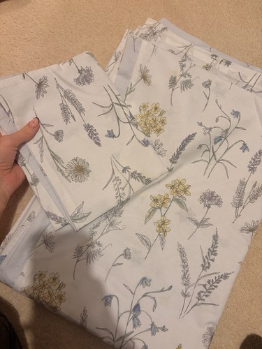 Dunelm white floral single - white,