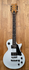 LP STYLE ELECTRIC GUITAR IN