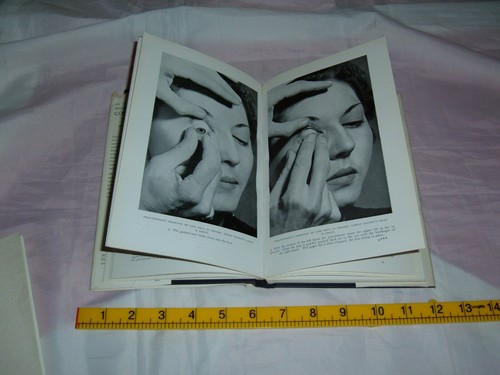 1946 contact lenses - ,