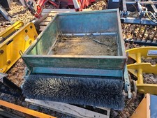 Cushman truckster top dresser - cushman,