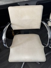 Hairdressing Chairs 4 Chairs