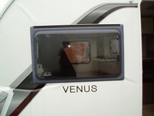 CARAVAN  WINDOW LUNAR VENUS 2016 96cm x 59cm