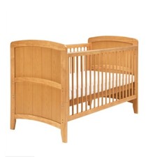 Cot bed - Mama and Papa Good