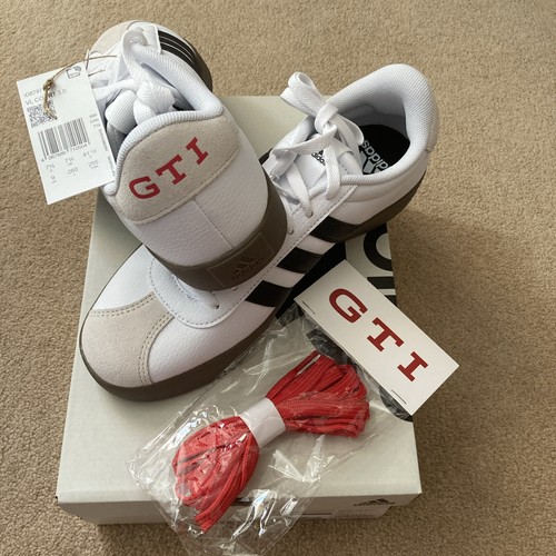 Limited edition adidas vl - adidas,