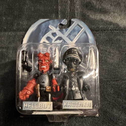 Mezco mez itz hellboy - mezco, &