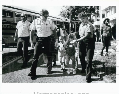 1991 press photo - press, 93