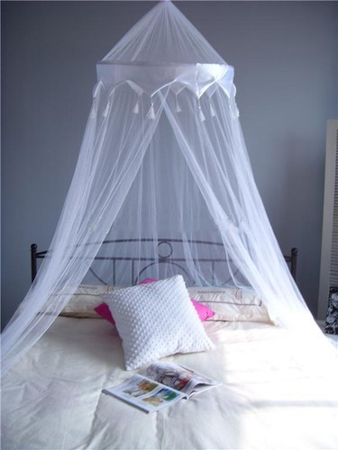White satin crown - satin,