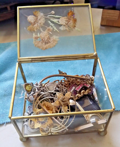 Small glass hindged jewelry - small,