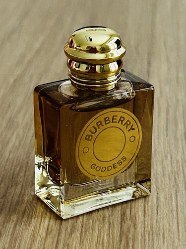 Burberry goddess eau parfum - burberry,
