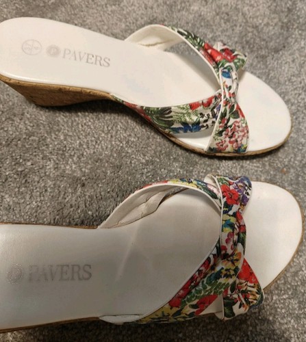 Pavers floral patterned cork - patterned,