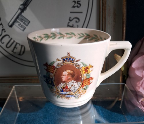 Royal doulton king edward v111 - doulton,