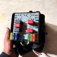 2005 FIAT PUNTO FUSE BOX GENUINE OEM
