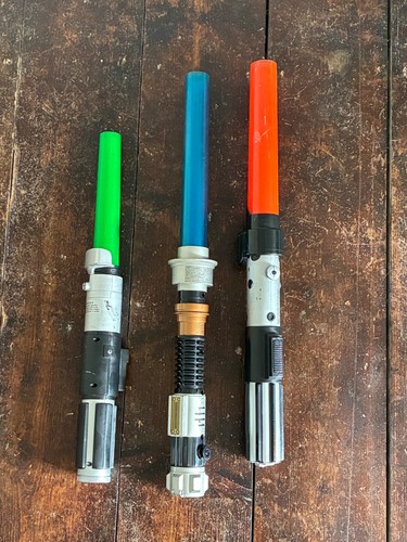 2002 hasbro lightsaber - set,