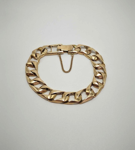 Heavy solid 9ct gold - heavy,