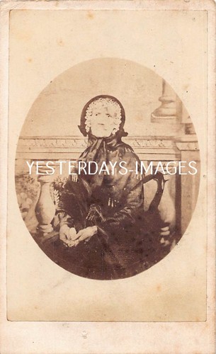Old woman bonnet chas - old,
