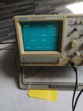 Tektronix tas 250 two - tas, channel