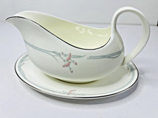 Royal Doulton Carnation H5084 Gravy Boat & Saucer | Vintage Bone China