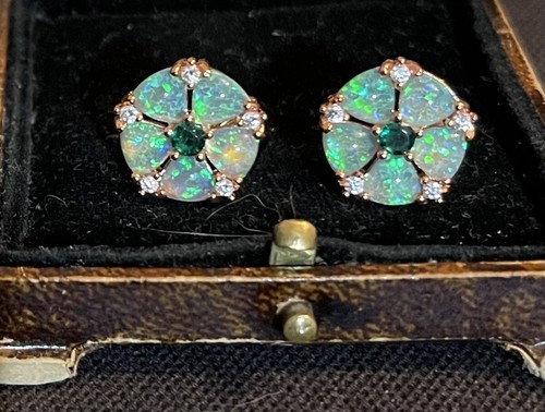 Vintage style opal - style, and