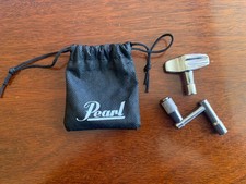 1 x Pearl Drum Key And Pouch And Cranked Swivel Drum Key - Free P&P