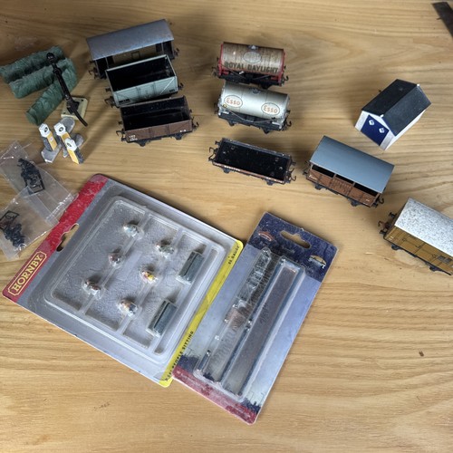 Trucks tin plate - trucks,