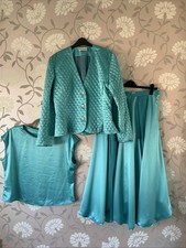 Frank Usher 14 (40) 3 Piece