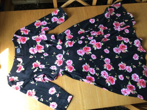 Hearts roses ava floral - hearts,